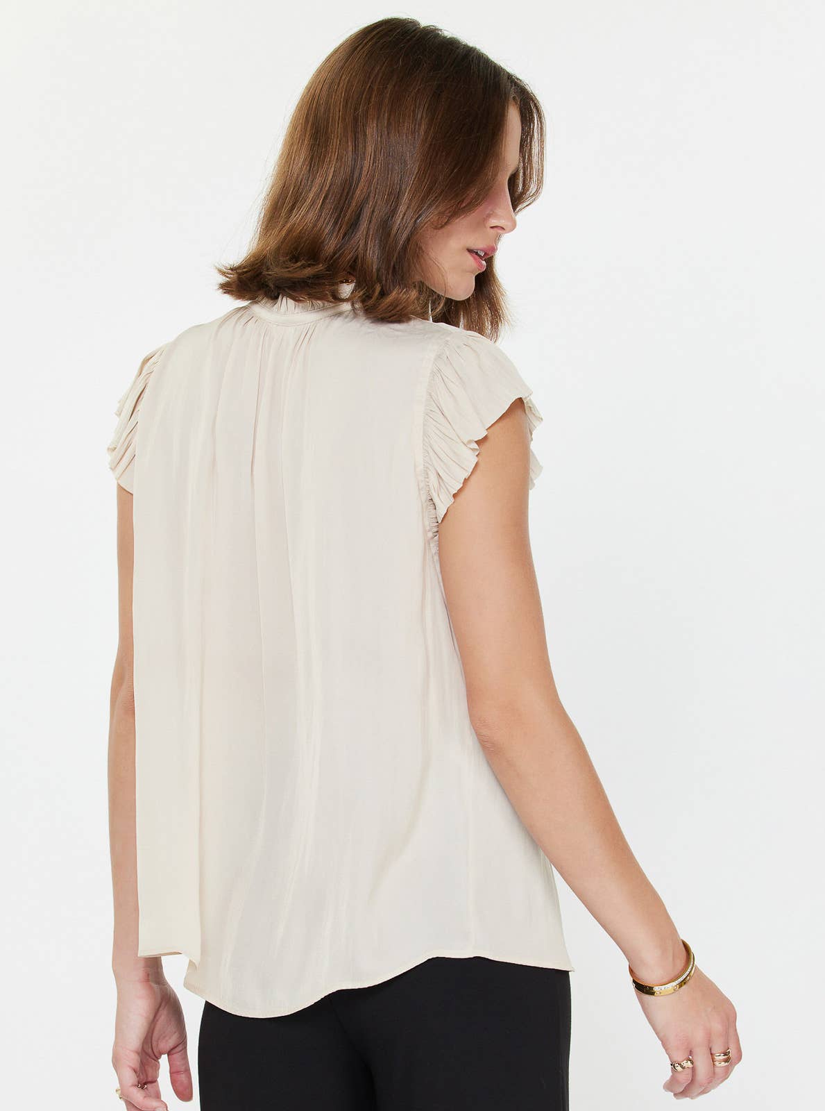 Margot Pleated Sleeve Blouse: Ecru / M